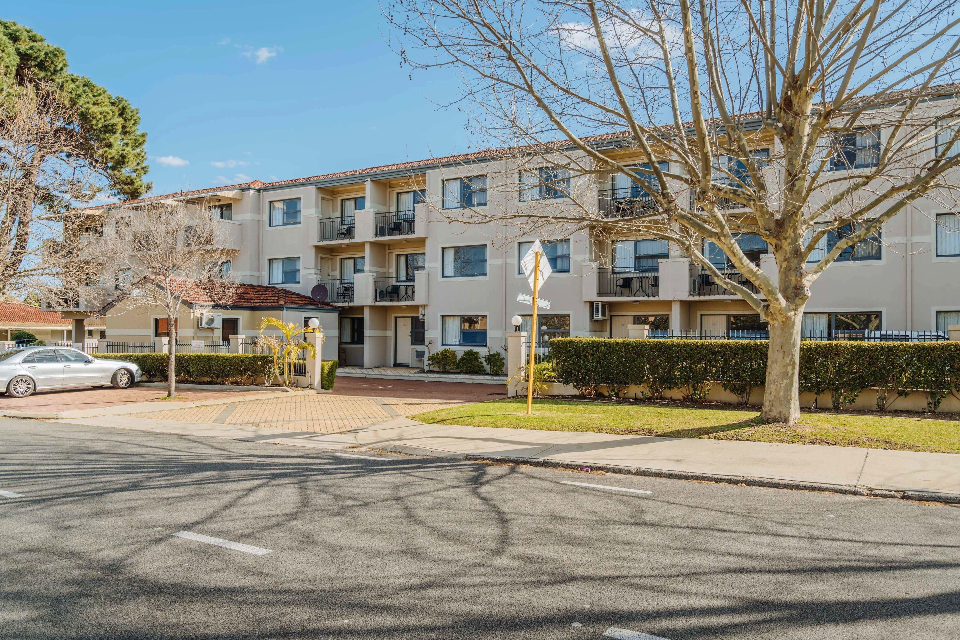 Canning Bridge Auto Lodge — Photos 2